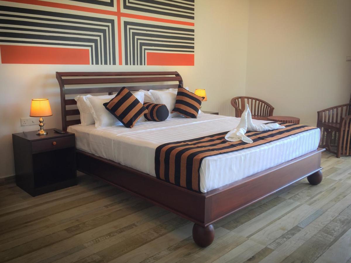 Ara Beach Resort Mirissa Dış mekan fotoğraf
