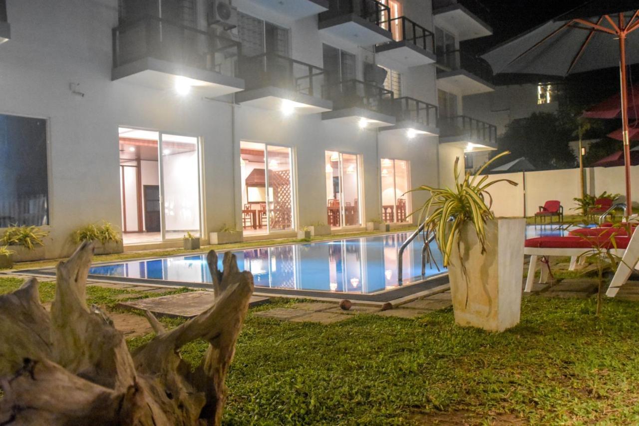 Ara Beach Resort Mirissa Dış mekan fotoğraf
