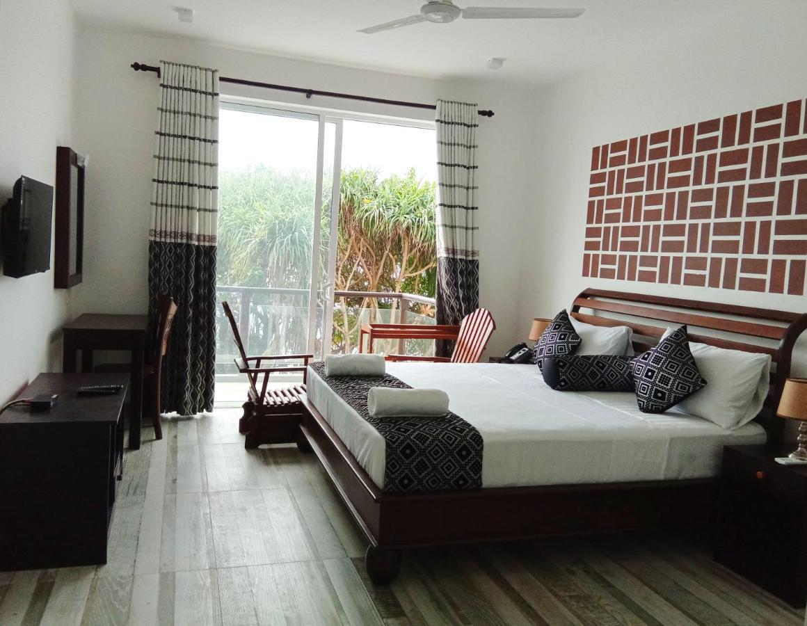 Ara Beach Resort Mirissa Dış mekan fotoğraf