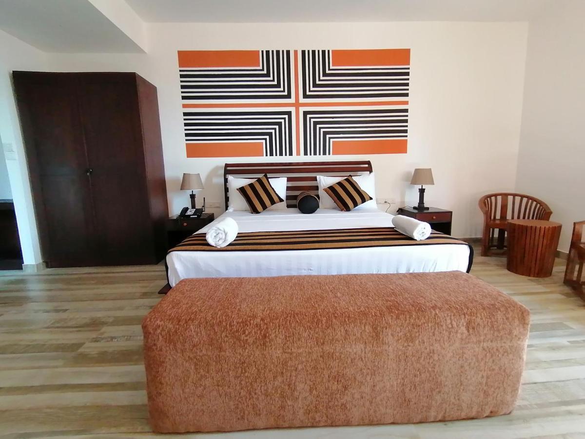 Ara Beach Resort Mirissa Dış mekan fotoğraf