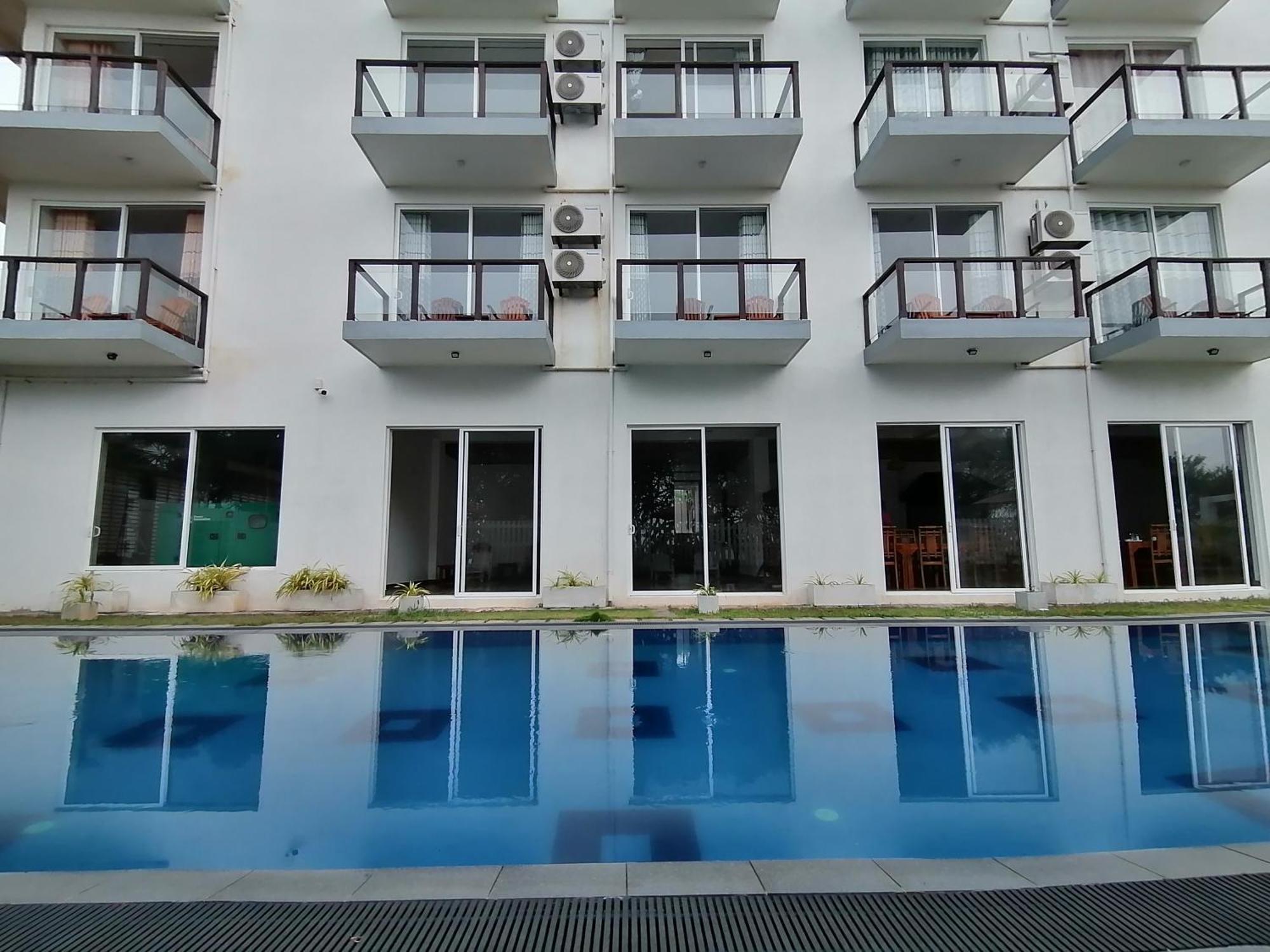 Ara Beach Resort Mirissa Dış mekan fotoğraf